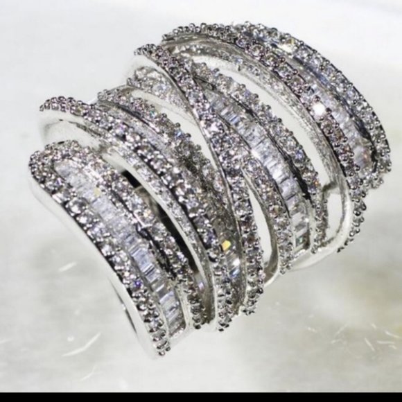 *****New “6.4 CT Sterling Silver Diamond Ring - Picture 2 of 5